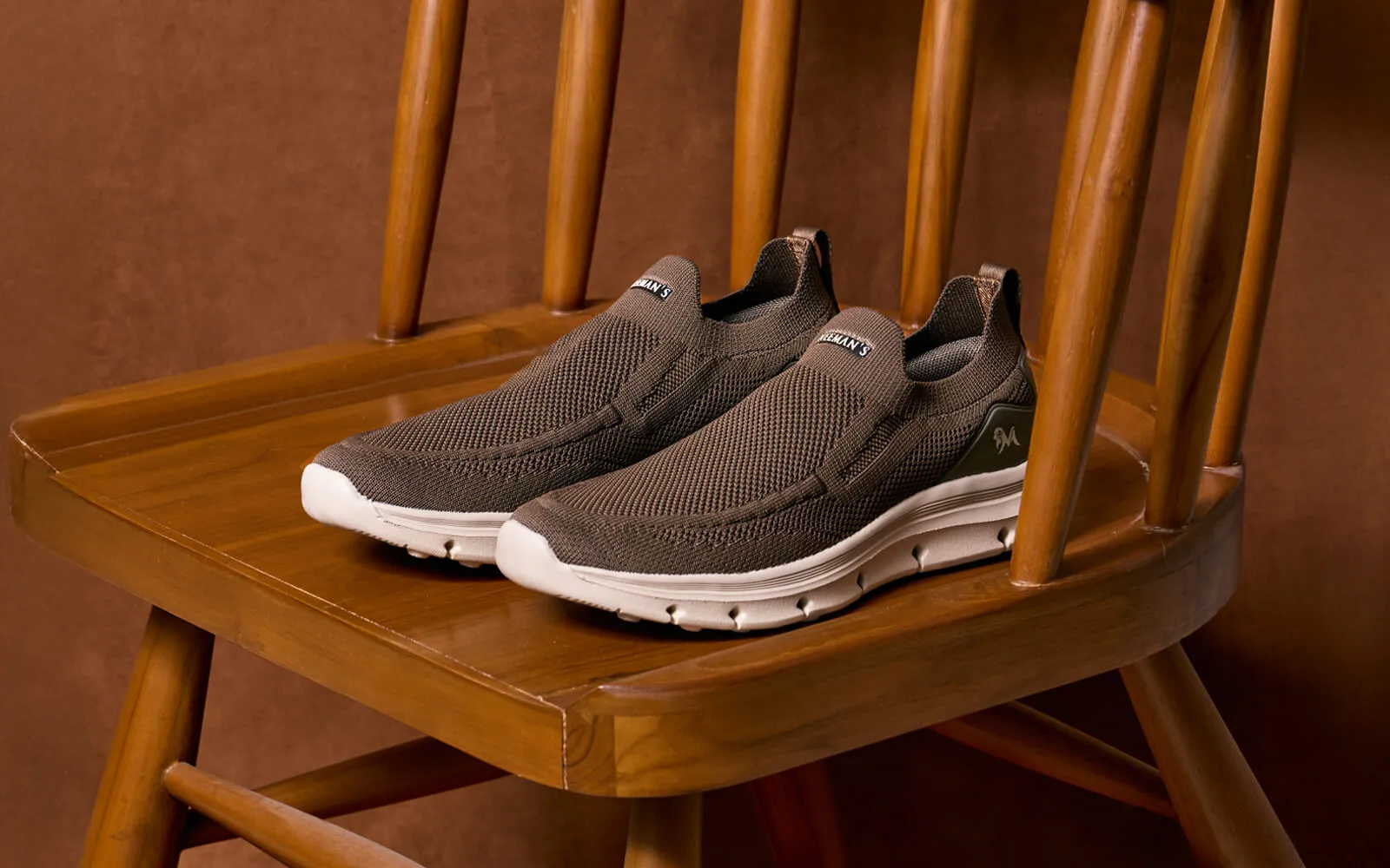 Breathe Ease Slip Ons : Brown