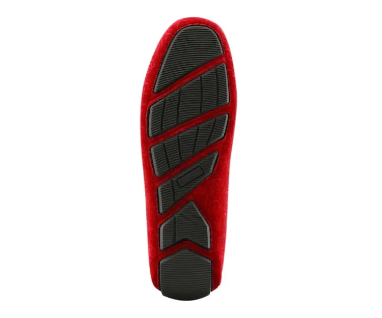 Crimson Velvet Elegance Men’s Flower Embossed Velvet Moccasins