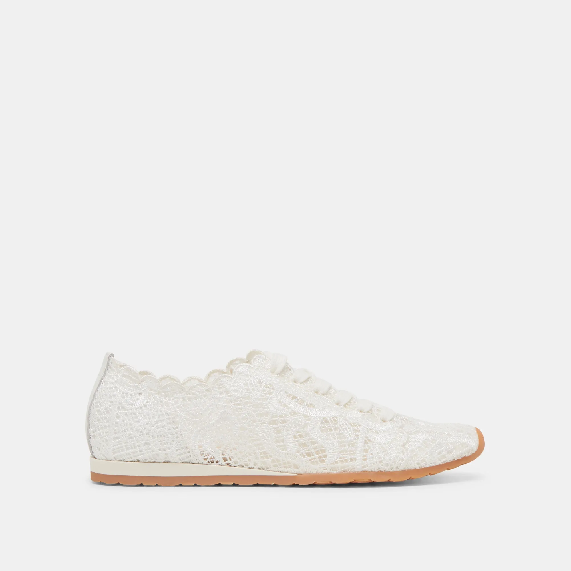 DAYANA SNEAKERS WHITE LACE   PIN CHARM BUNDLE