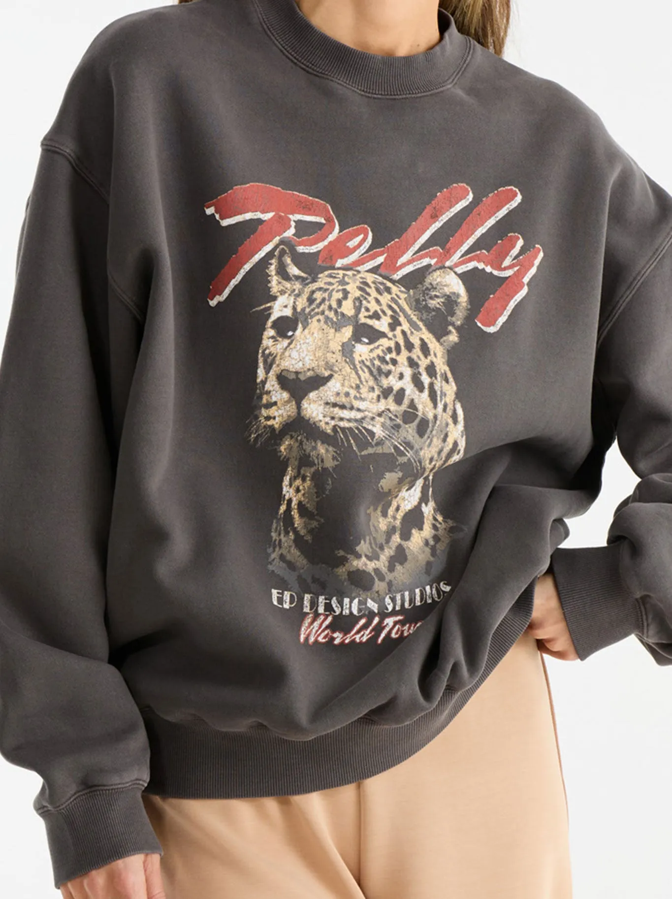 ENA PELLY PELLY TOUR SWEATSHIRT