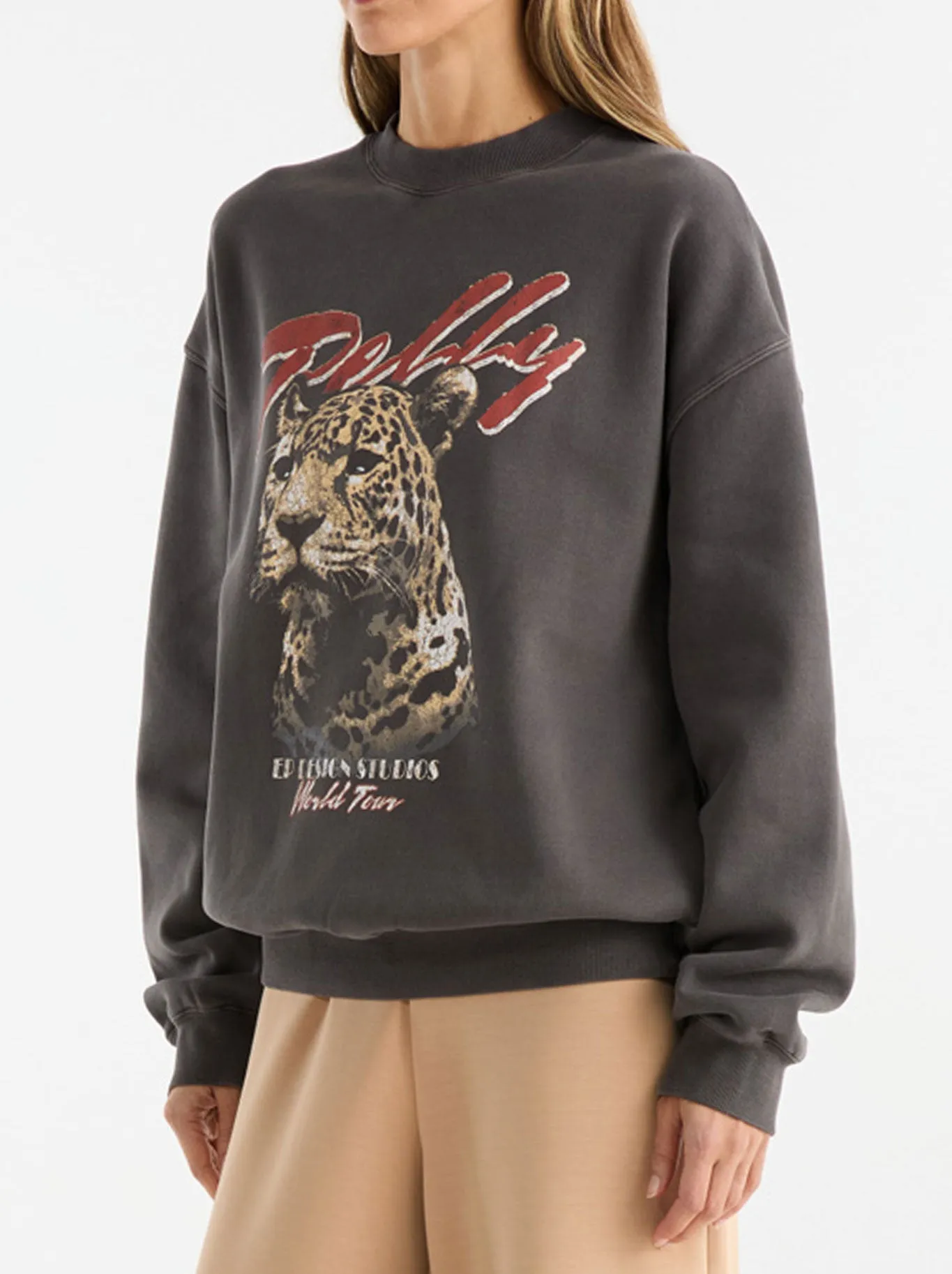 ENA PELLY PELLY TOUR SWEATSHIRT