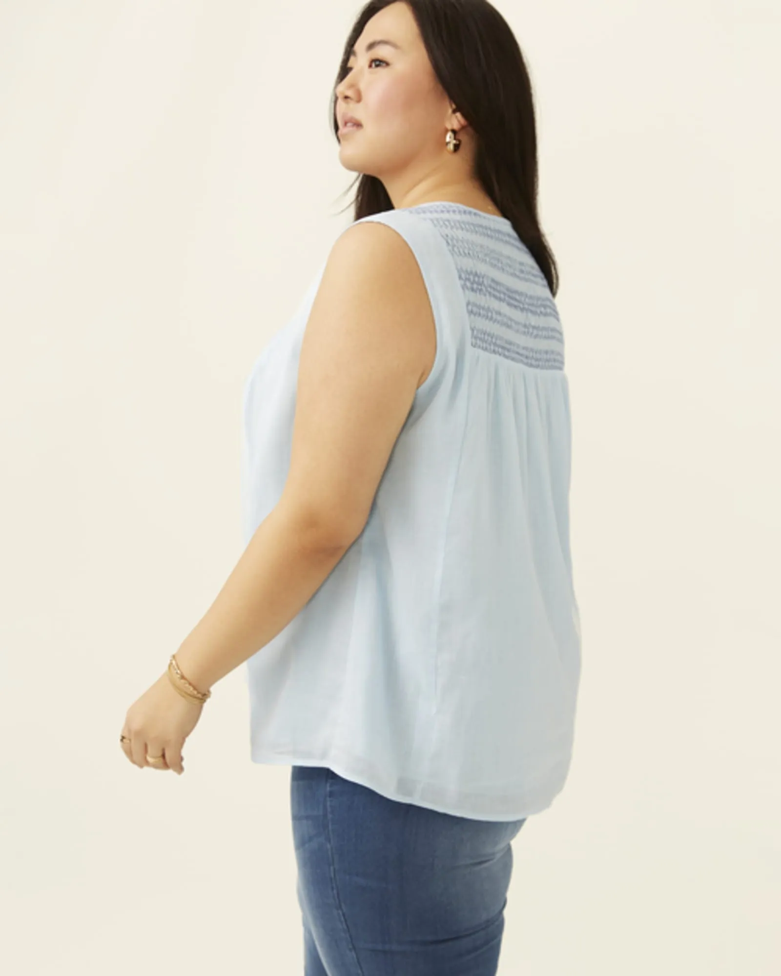 Jade Smocked Prep School Linen Tank | LIGHT BLUE