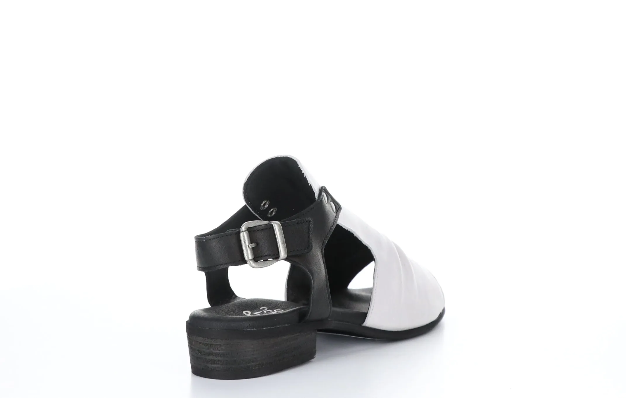 MATHIS White/Black Open Toe Sandals