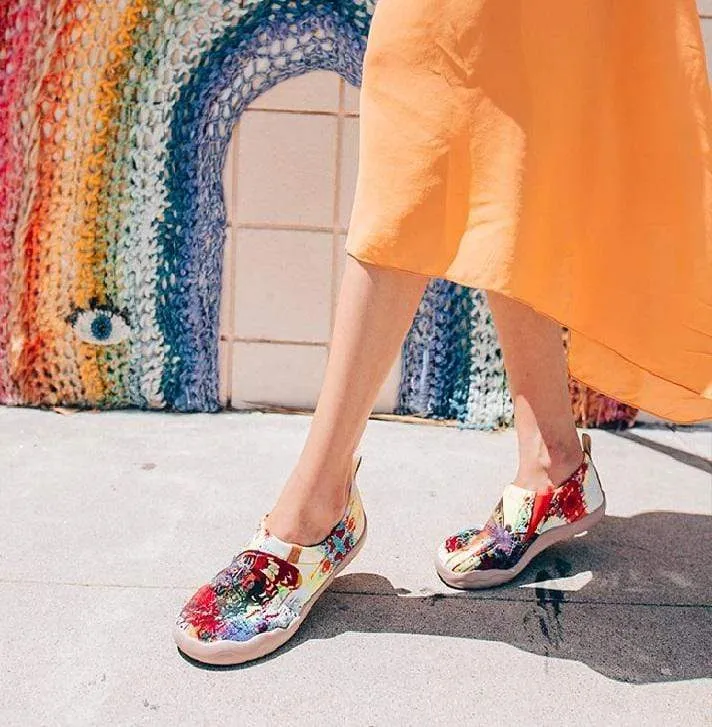 MOTTLED BUTTERFLY Unique Artistic Women Flats