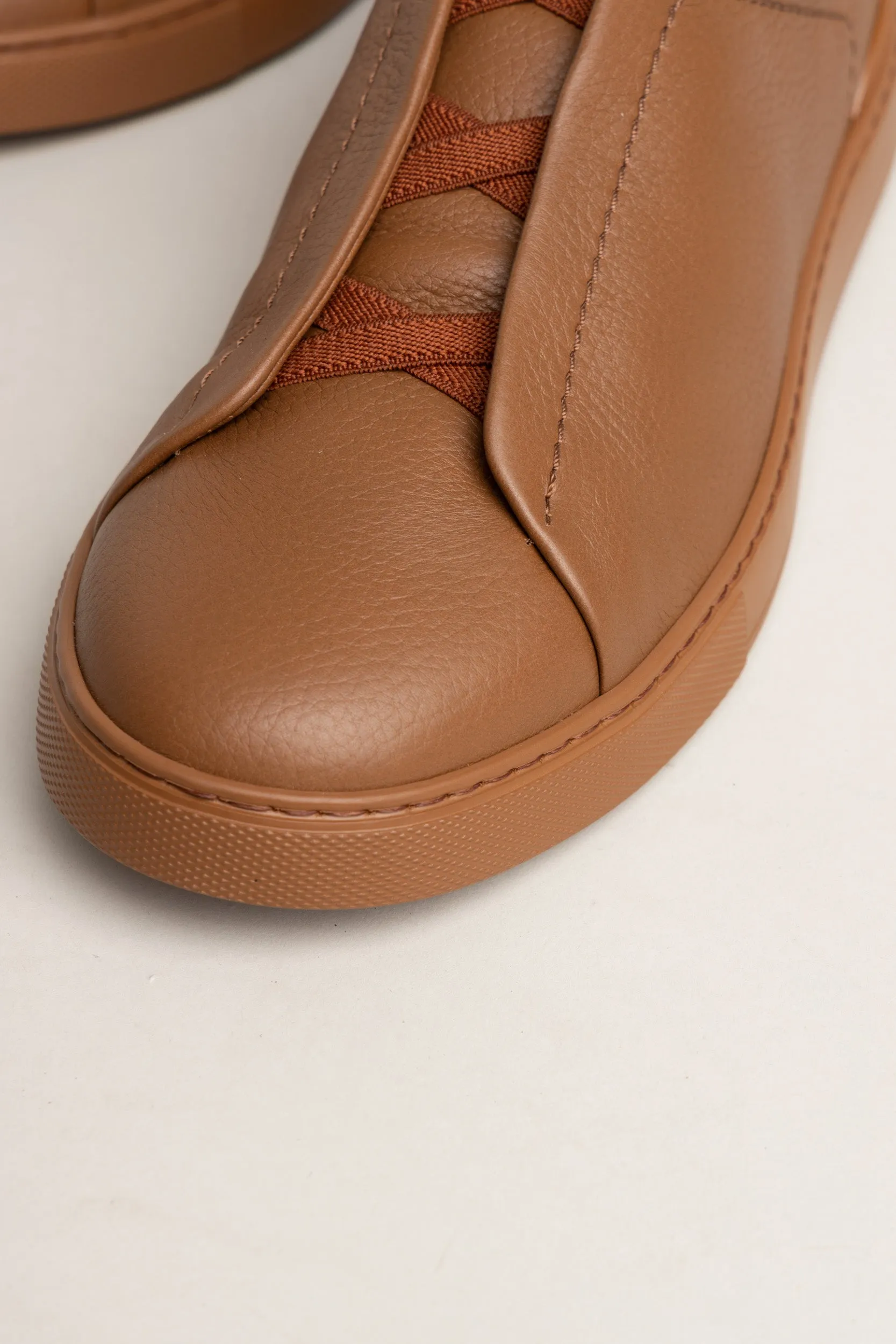 Pebbled Brown Triple Stitch™ Sneakers
